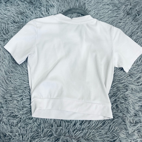 Zara Crop Top - Picture 2 of 2